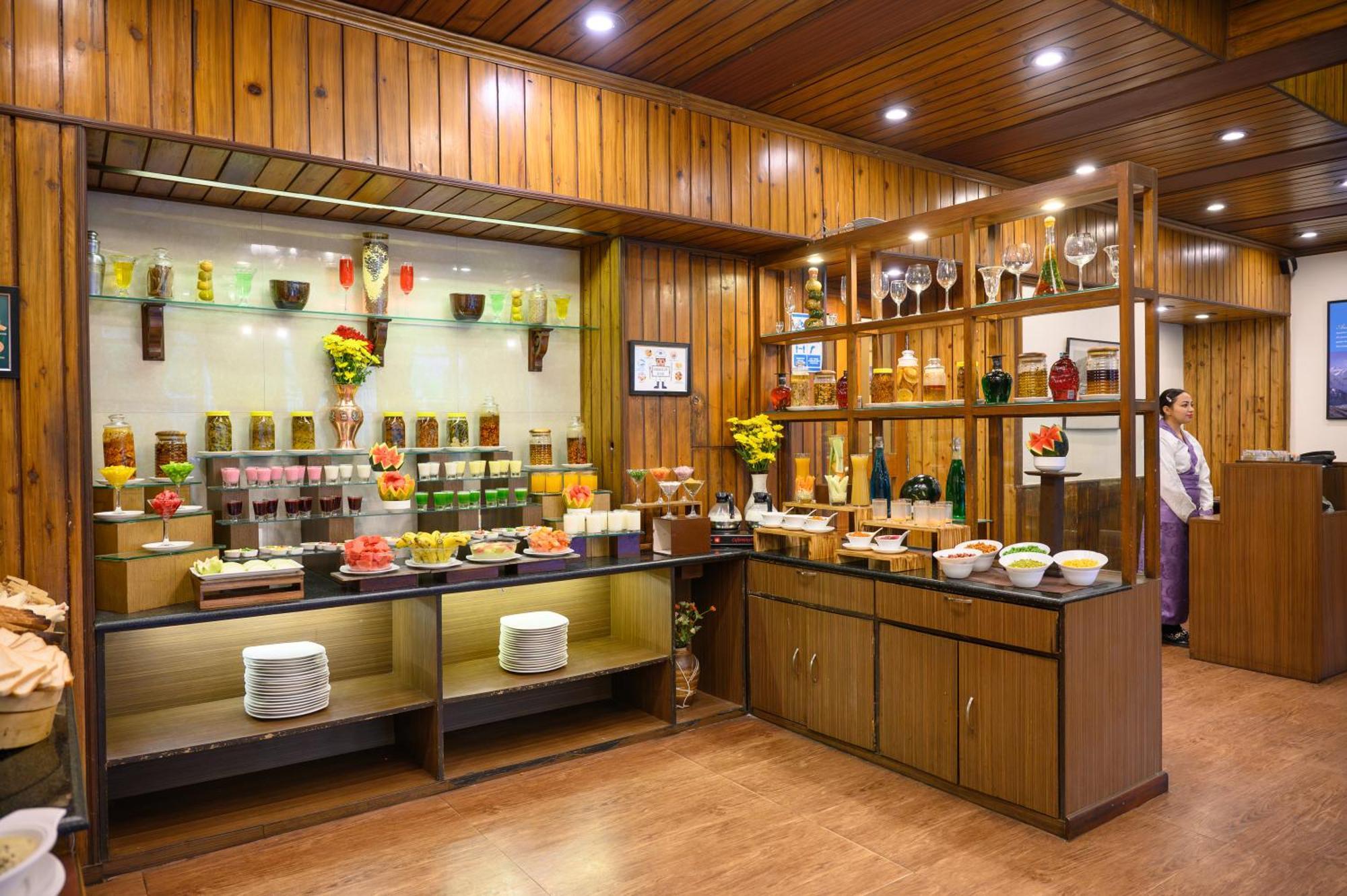 Sinclairs Darjeeling Hotel Дарджилинг Екстериор снимка