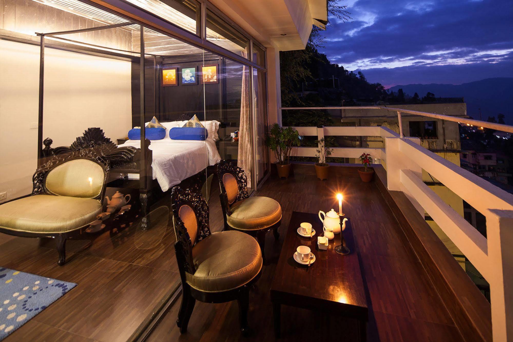 Sinclairs Darjeeling Hotel Дарджилинг Екстериор снимка